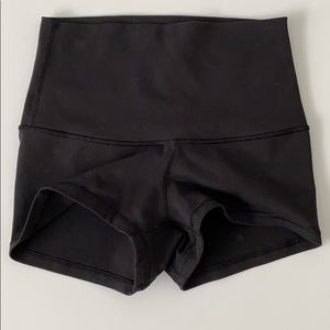 Lululemon wunder short high rise